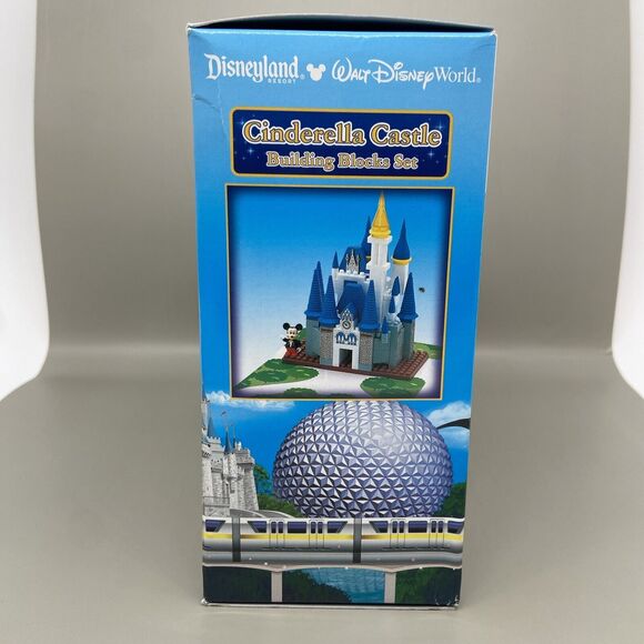 NEW Disney Build-It CINDERELLA CASTLE Building Block Set Complete w/Box & Manual - Picture 2 of 6